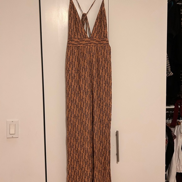 Never been worn! Forever 21 jumpsuit with strappy back and tribal print - Picture 2 of 5